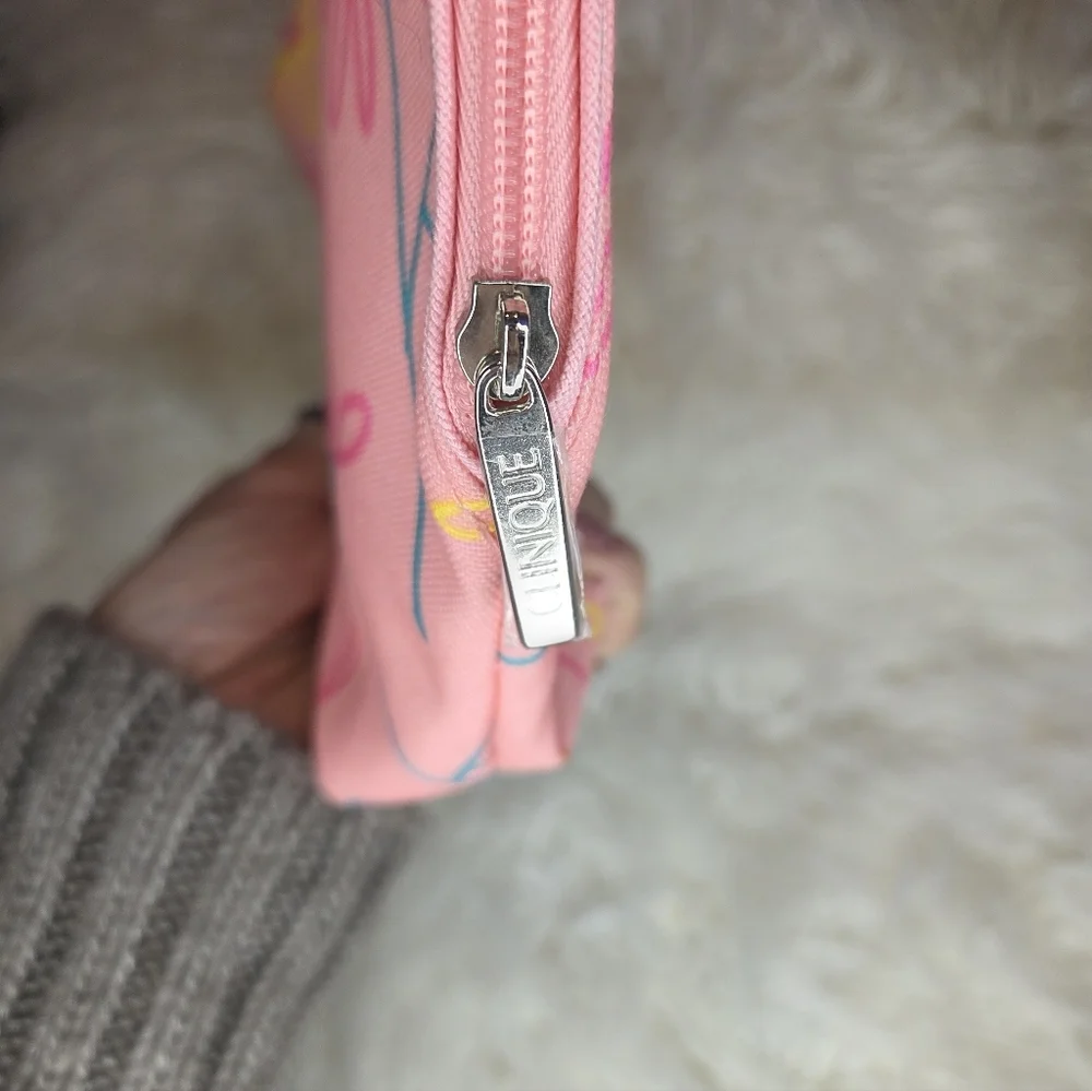 Clinique drawbertson pink